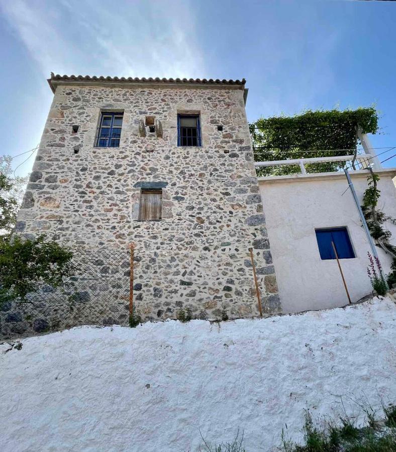 Politeika Traditional House Tirós 外观 照片